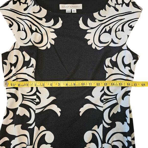 Maggie London Black and White Print Spandex Dress Size 14 - Picture 5 of 8